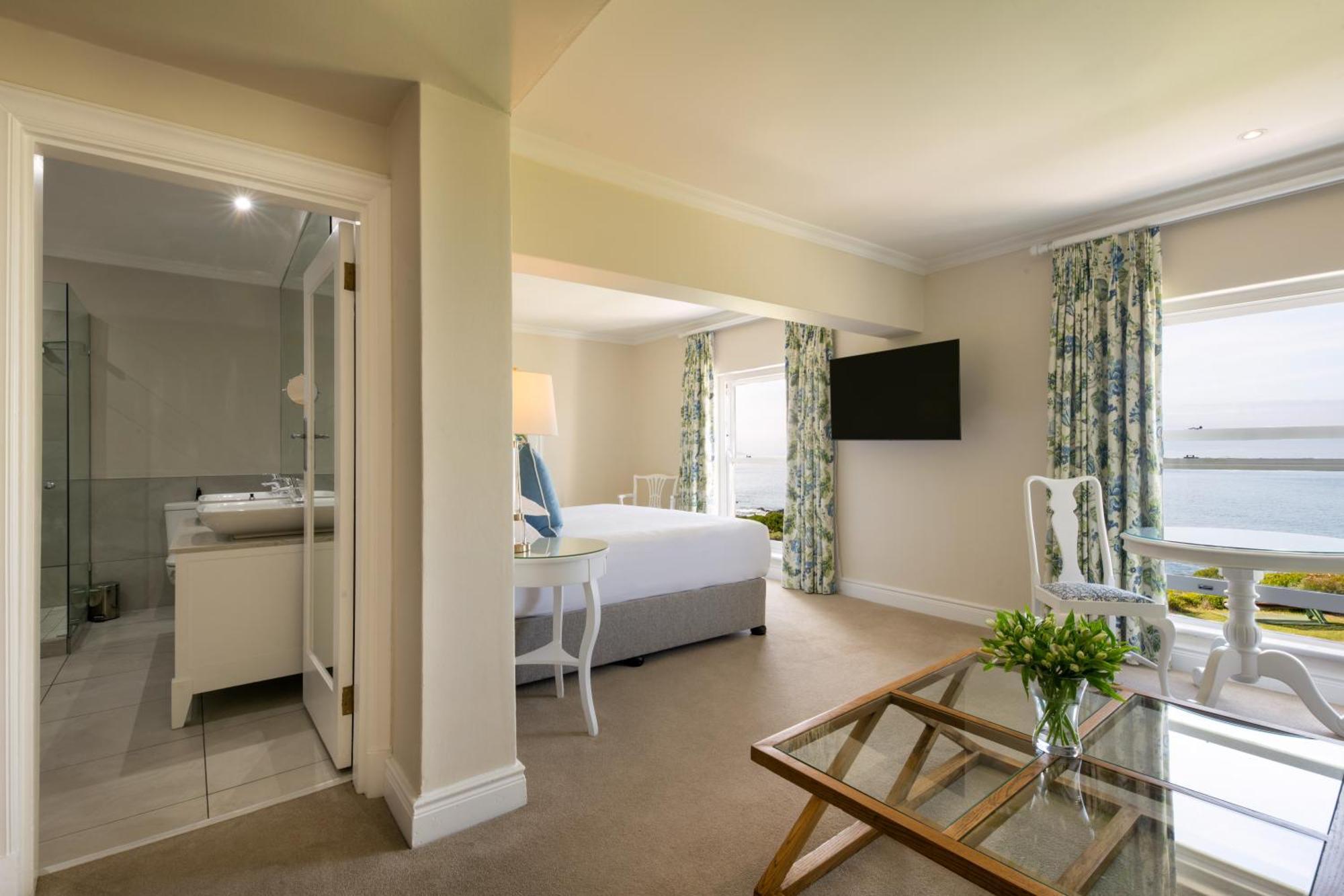 Hotel The Marine 5*